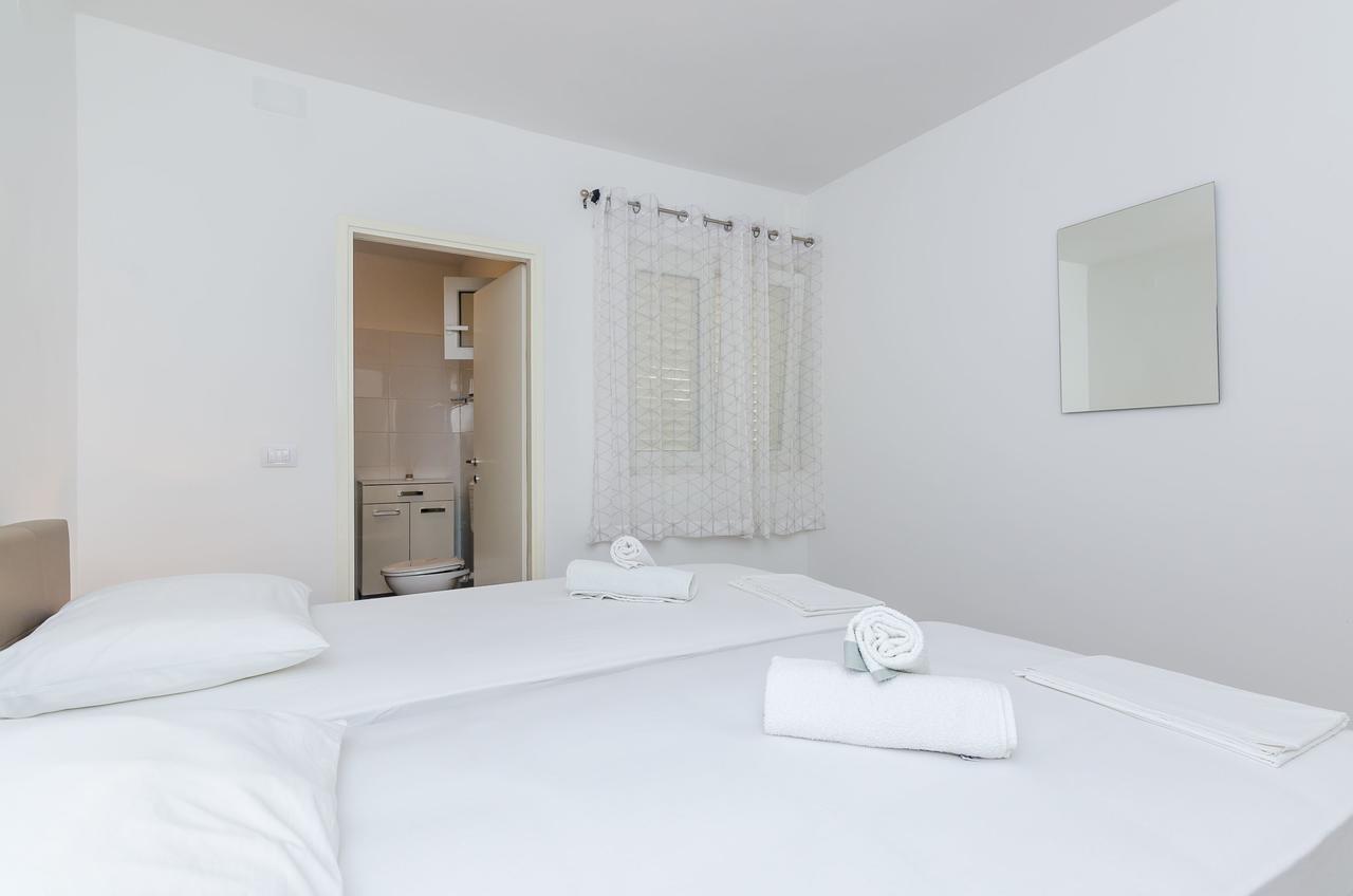 Guest House Nenada Dubrovnik Bagian luar foto
